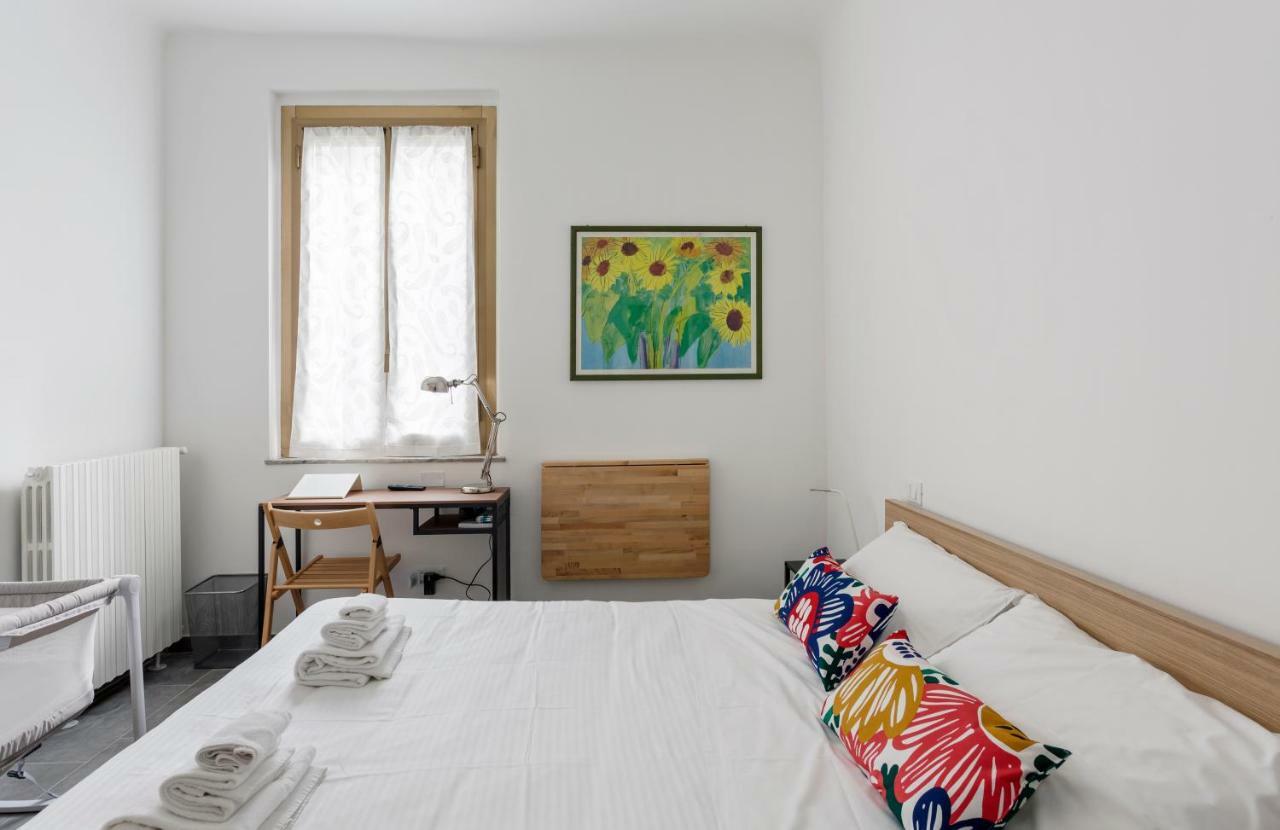 Comfortable Family Group Apartment Via Paruta Milano Exteriör bild