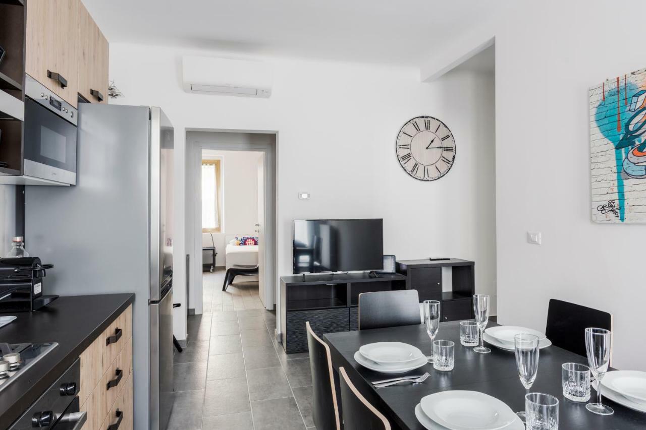 Comfortable Family Group Apartment Via Paruta Milano Exteriör bild